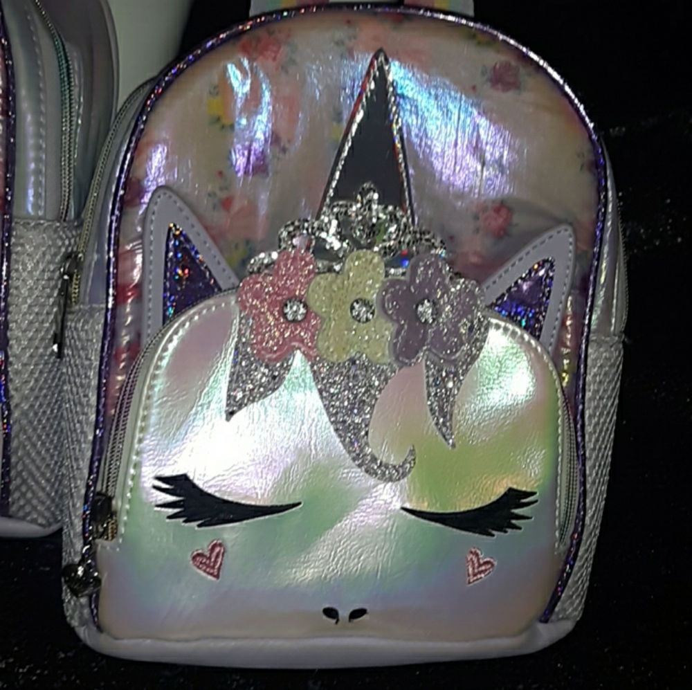 OMG Backpack - Picture 4 of 7